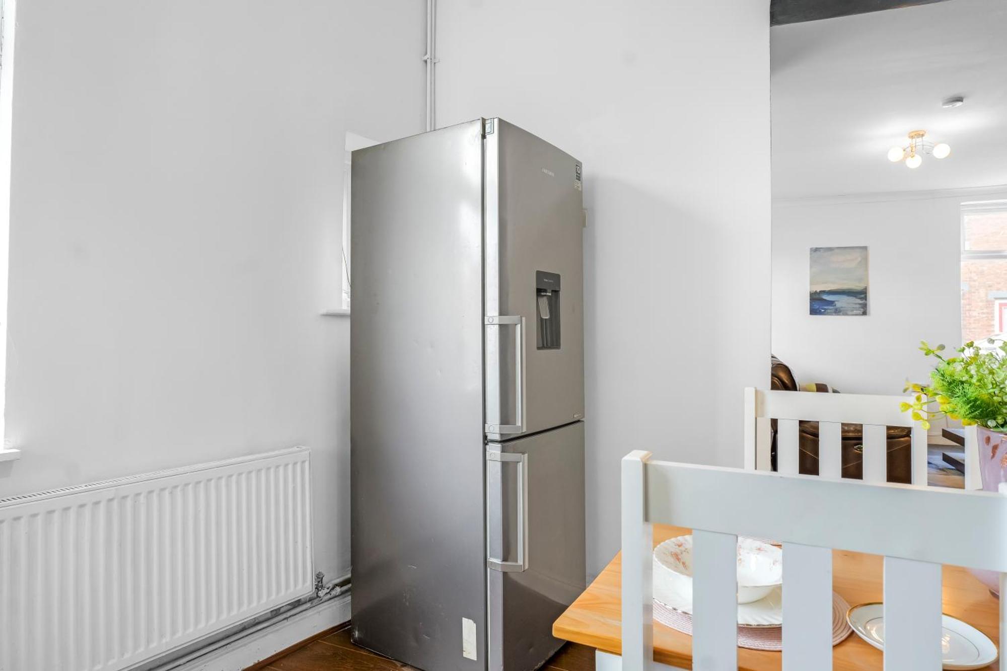Rochdale 3 Bedroom House 2 Bath With Free Parking Sleeps 7 Dış mekan fotoğraf